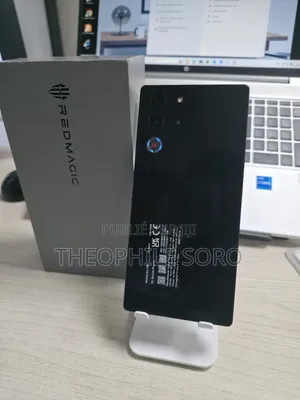 Photo - ZTE nubia RedMagic 10 Pro 256 GB Rouge