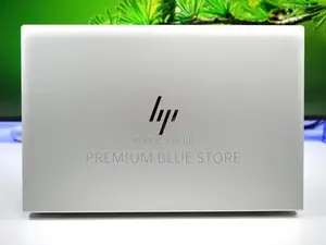 Neuf HP EliteBook 840 G8 16GB Intel Core I5 SSD 512GB