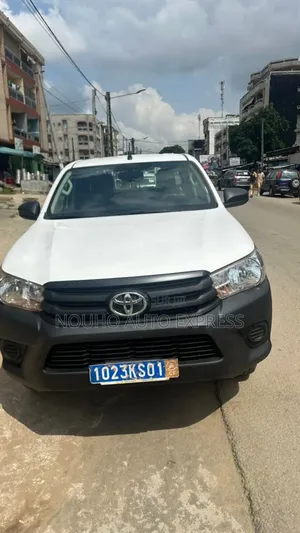 Photo - Mitsubishi L200 2021 Blanc