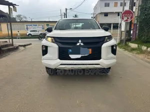 Mitsubishi L200 2021 Blanc