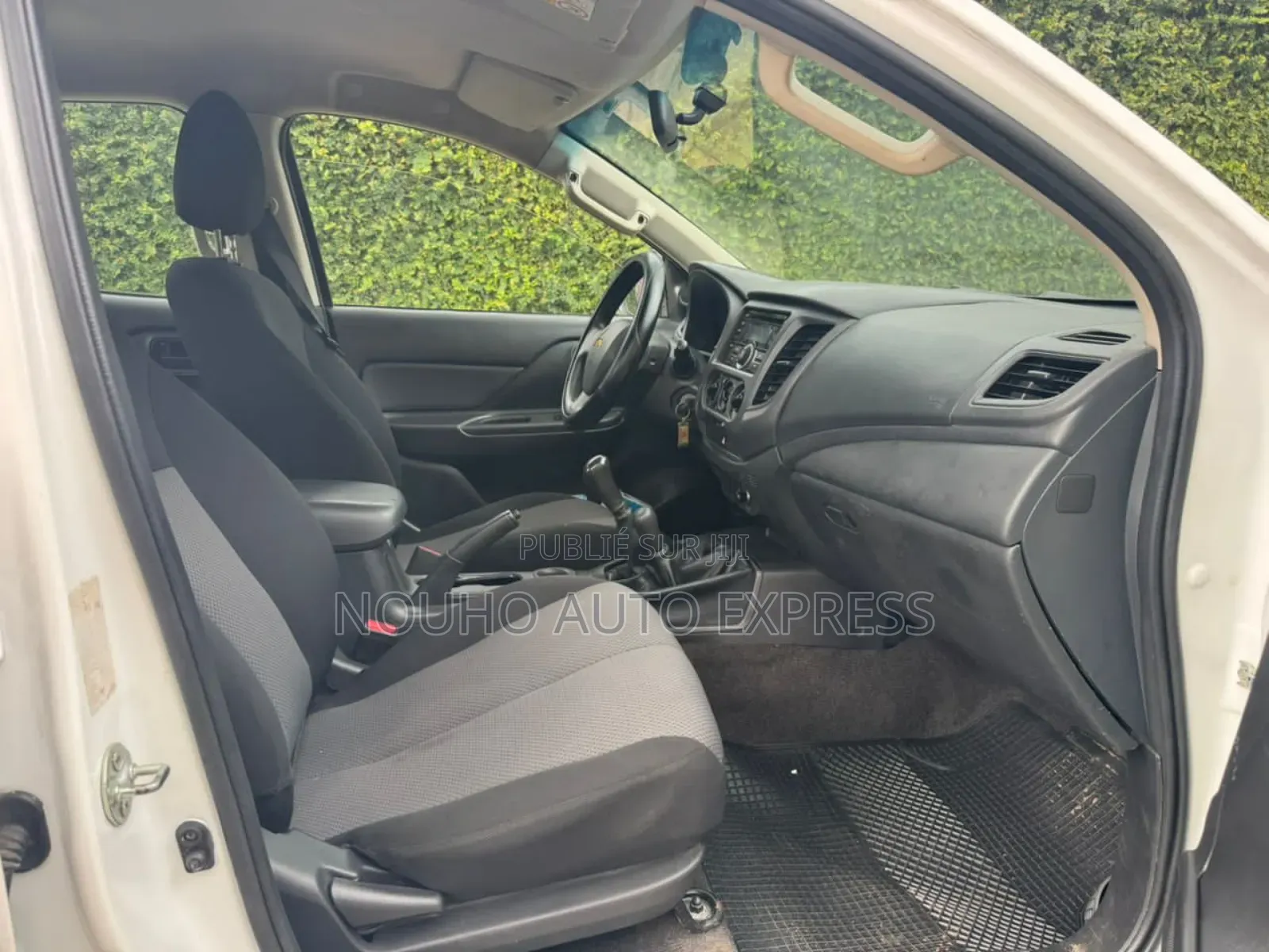 Mitsubishi L200 2021 Blanc