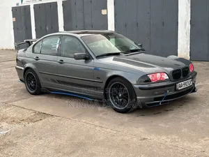 BMW 318ti 2002 Gris