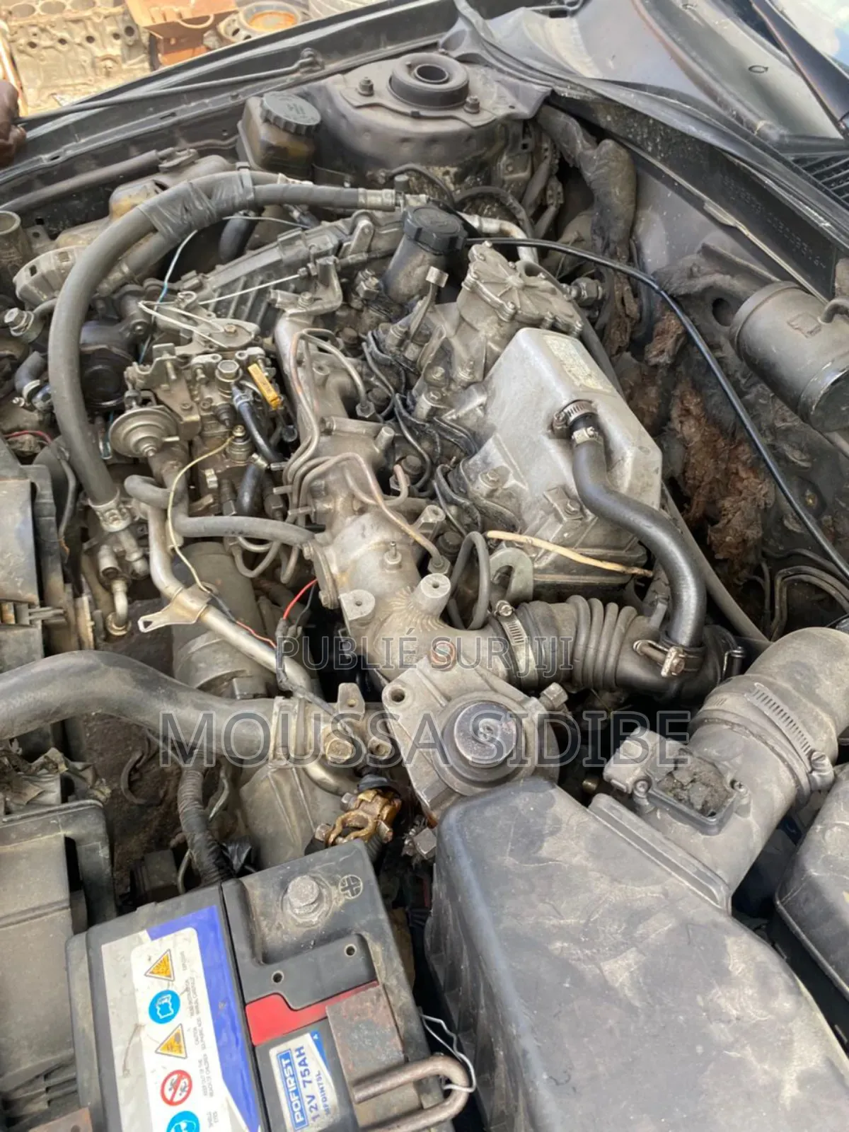 Toyota Avensis 1.6 VVT-i 2003 Gris