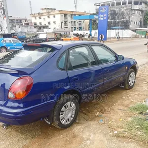 Toyota Corolla 2004 Blue