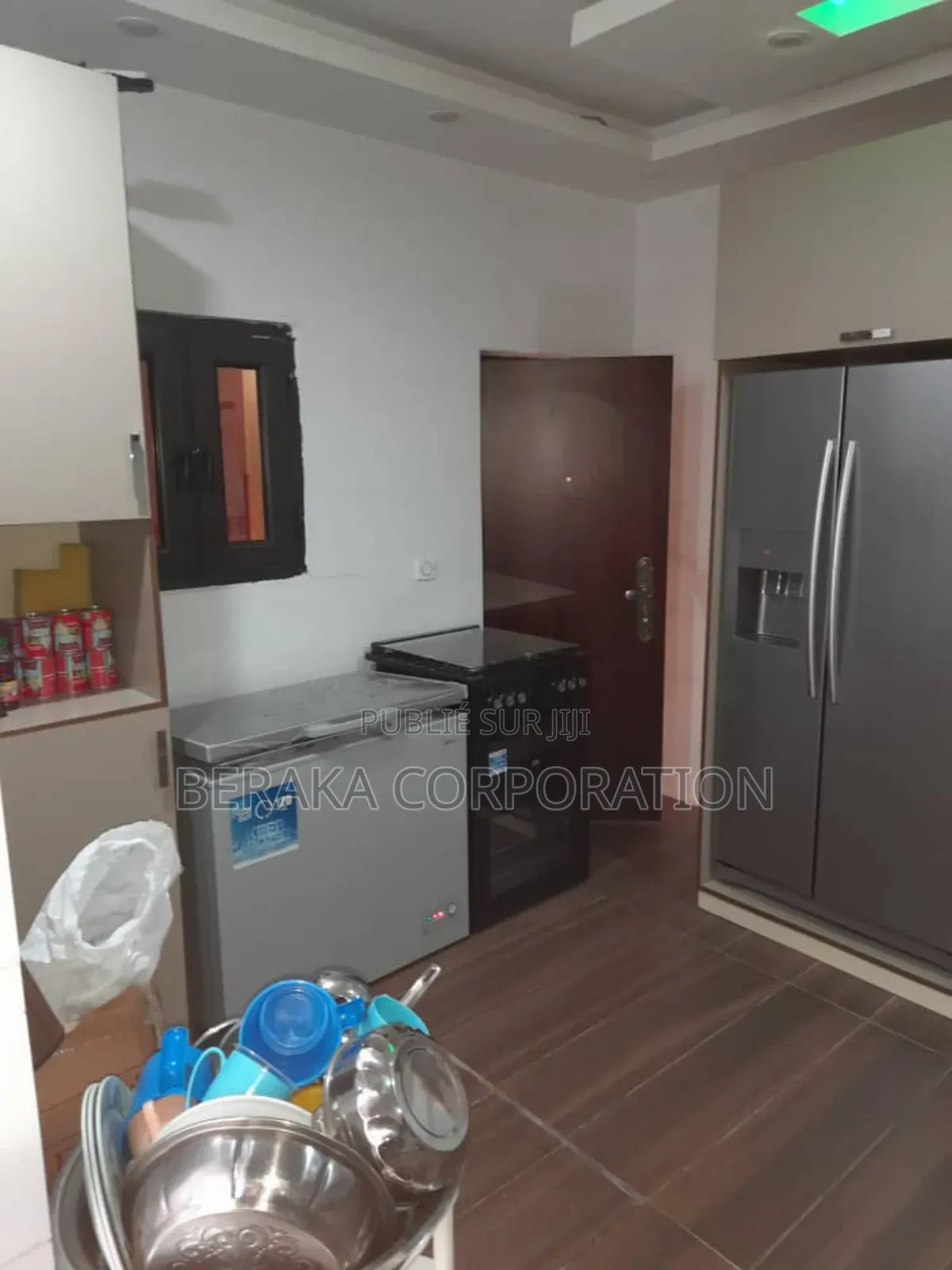 2chbre Duplex dans Beraka Corporation, Yopougon à Vendre