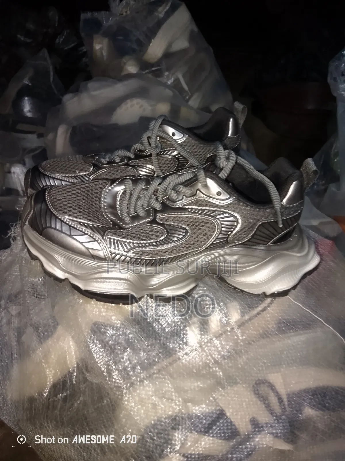 Les Chaussures Friperie a 6000