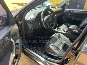 Mercedes-Benz C200 2004 Black