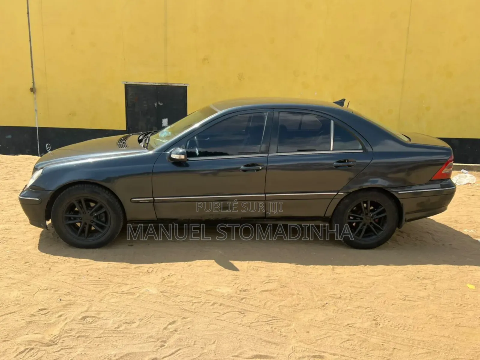 Mercedes-Benz C200 2004 Black