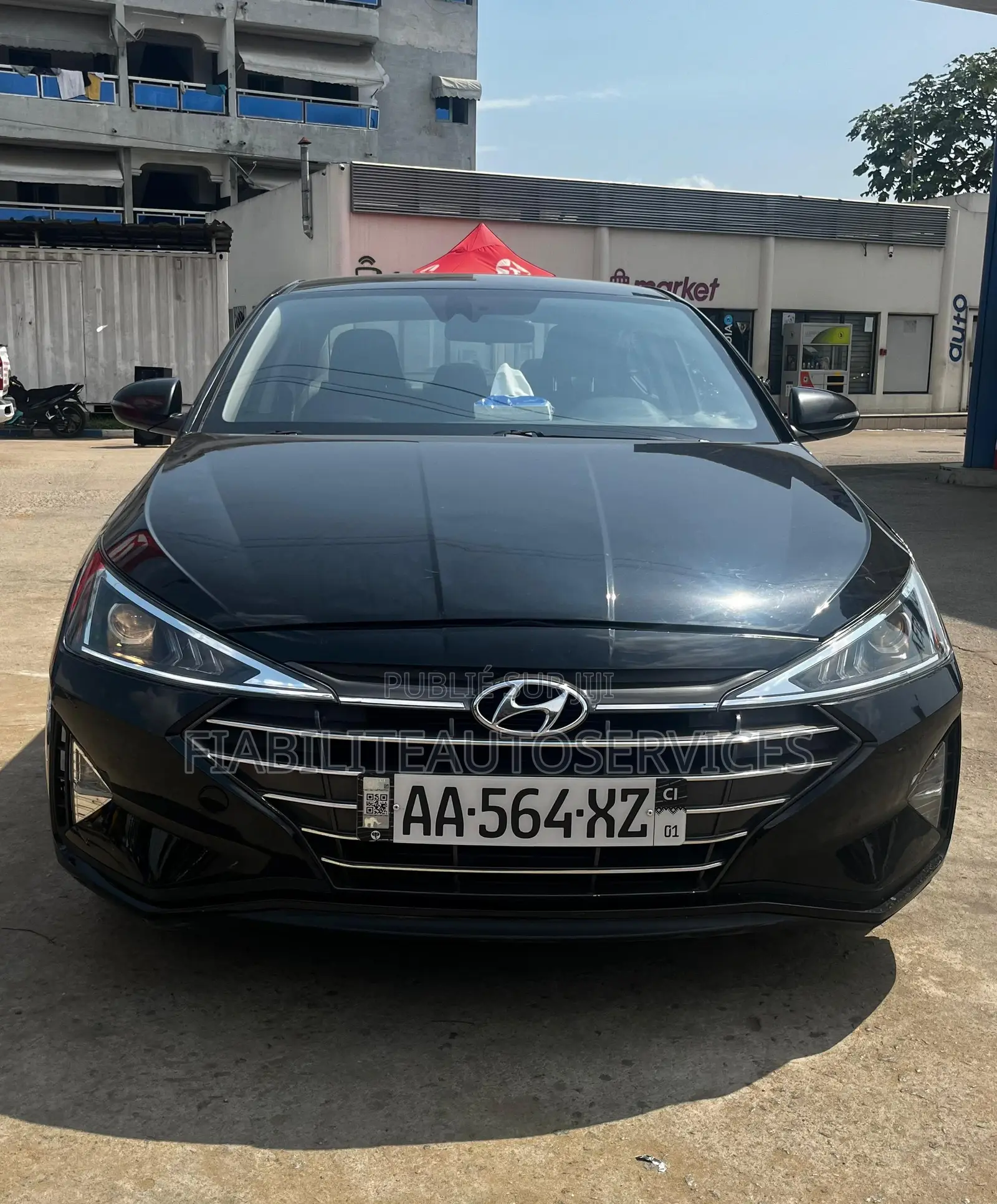 Hyundai Elantra SE 2020 Noir Mat
