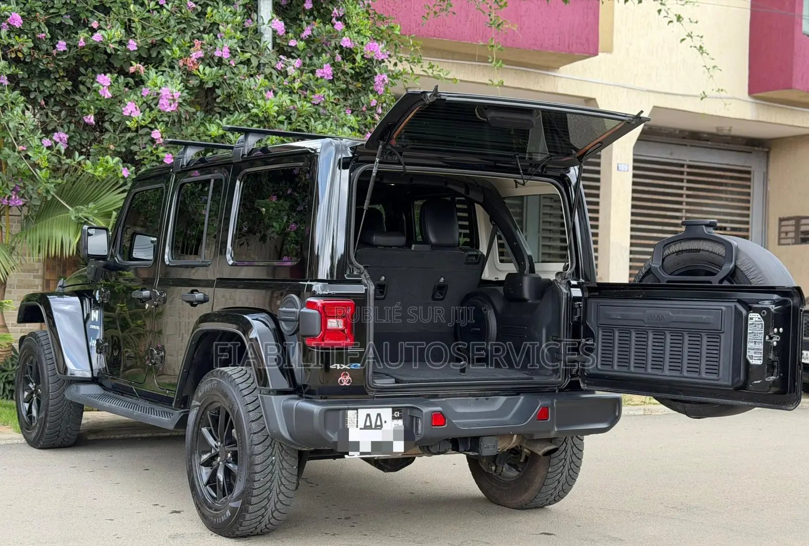 Jeep Wrangler 4xe Sahara 4x4 2025 Noir Mat