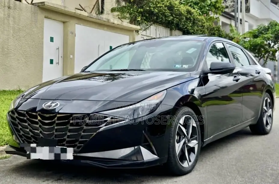 Hyundai Elantra SEL 2023 Noir Mat