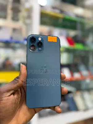 Photo - Apple iPhone 12 Pro Max 128 GB Gris