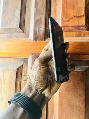 Apple iPhone XR 64 GB Noir