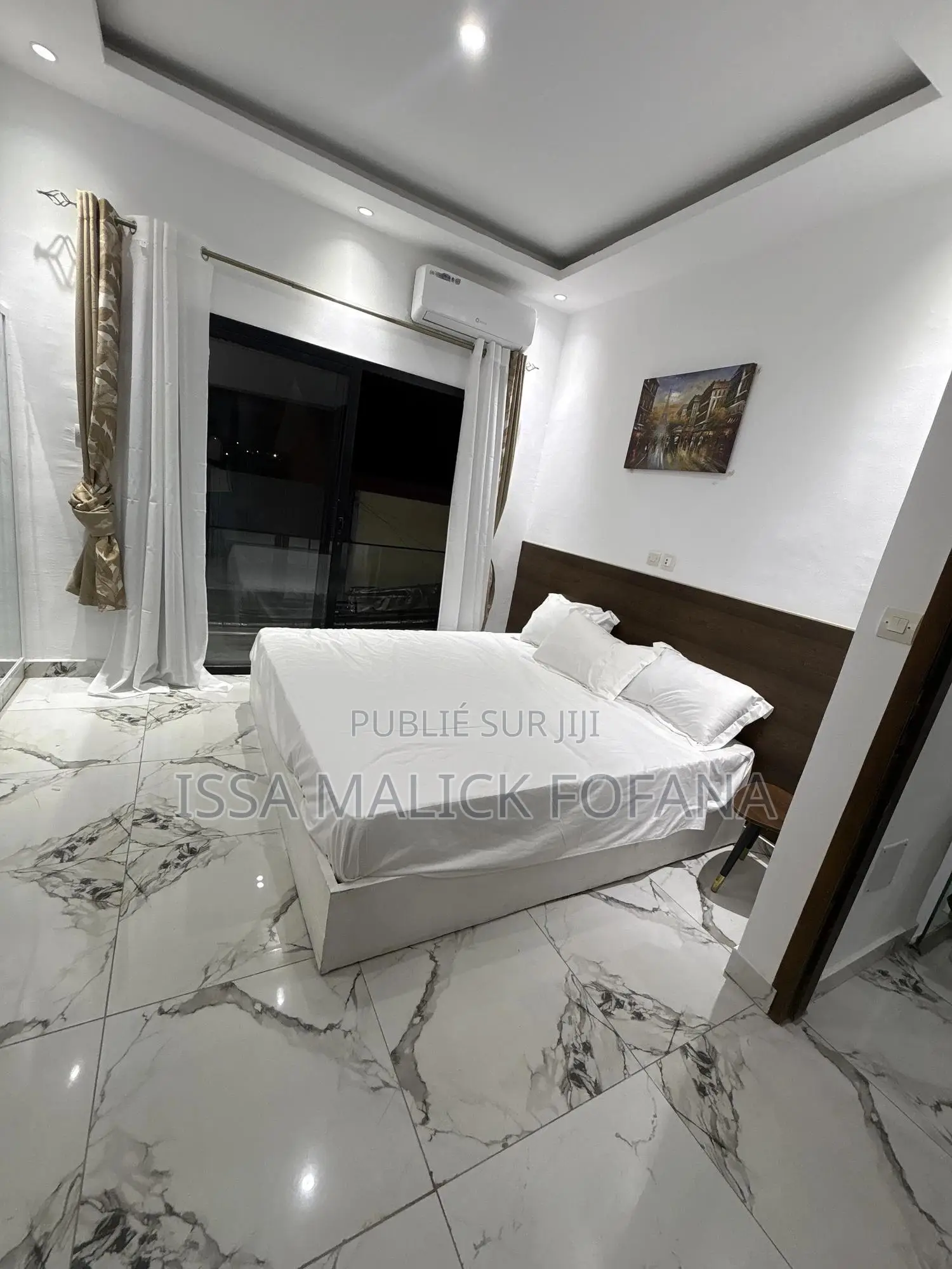 Furnished 1chbre Chambre et salon dans Malick Fofana, Cocody à Louer