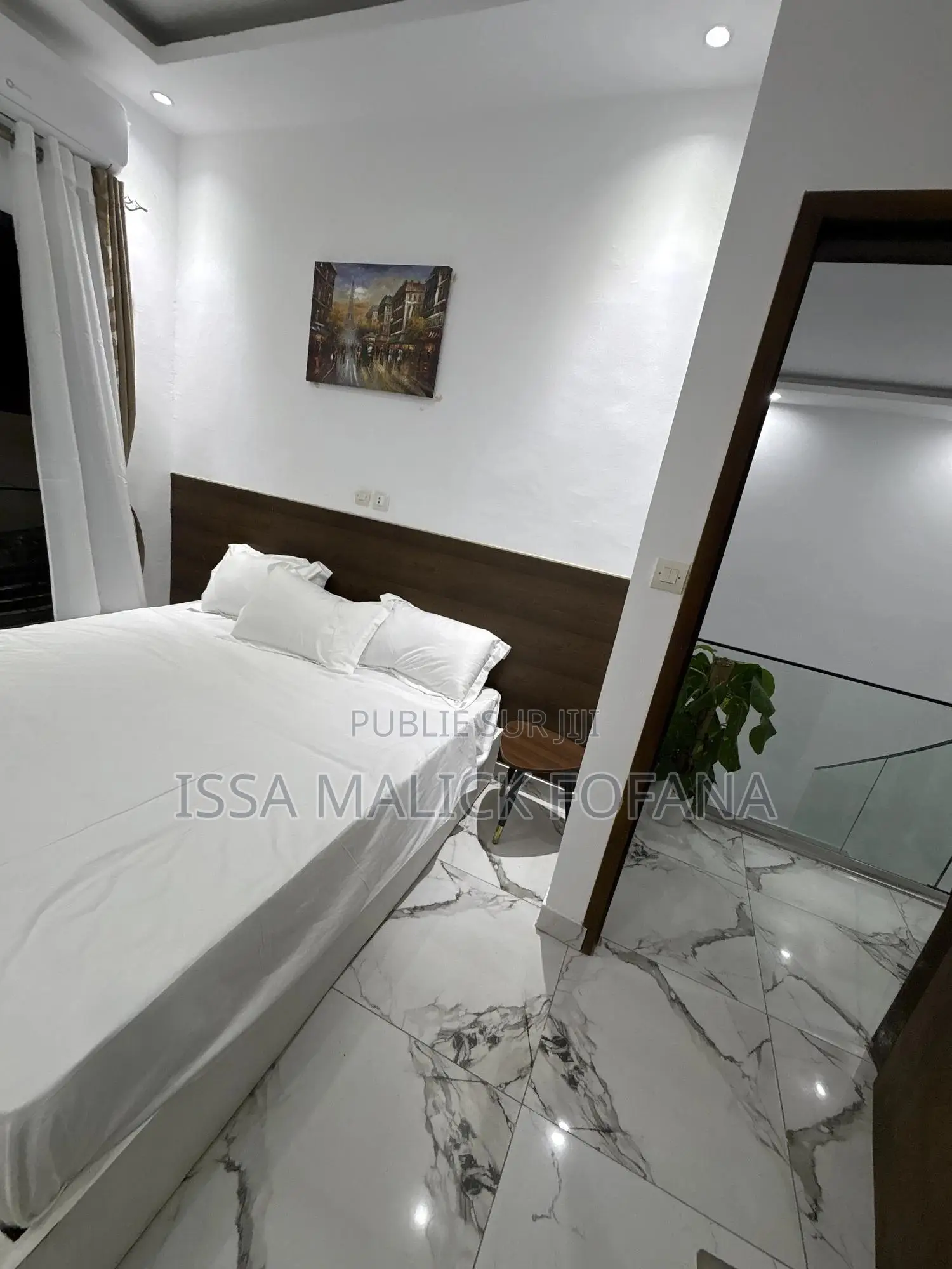 Furnished 1chbre Chambre et salon dans Malick Fofana, Cocody à Louer