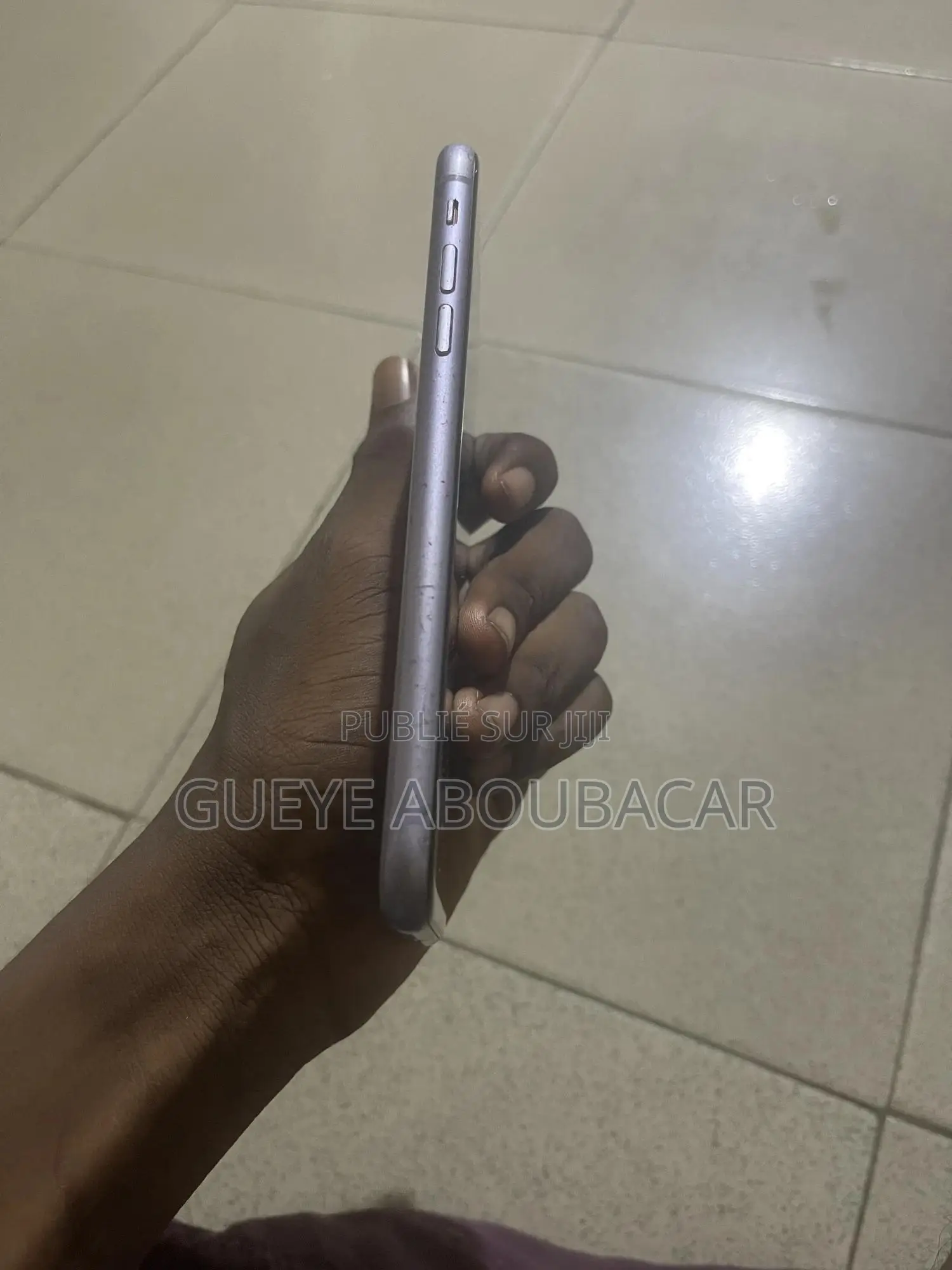 Apple iPhone 11 64 GB Violet