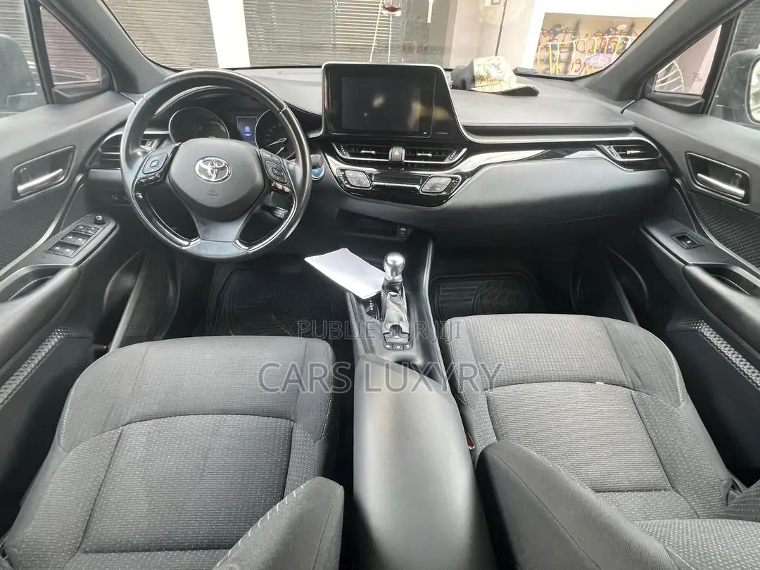 Toyota C-HR Limited FWD 2020 Black