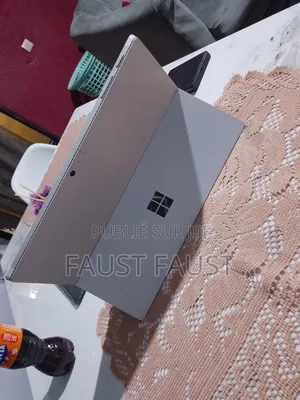New Microsoft Surface Pro 8GB Intel Core I5 SSD 500GB