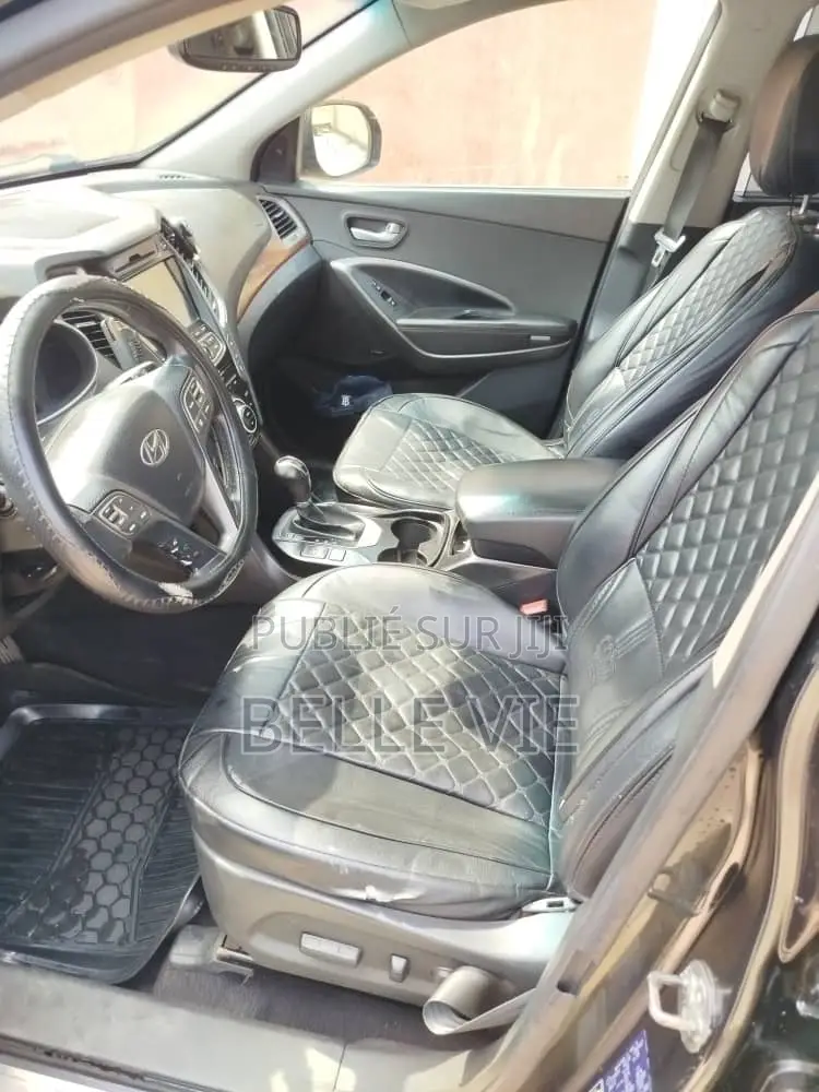 Hyundai Santa Fe 2018 Black