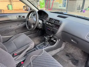 Honda Civic 2000 Gris