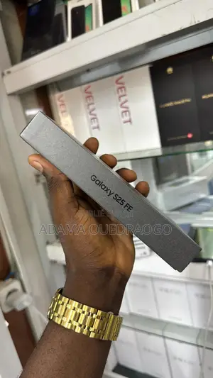 New Samsung Galaxy S25 FE 128 GB Black