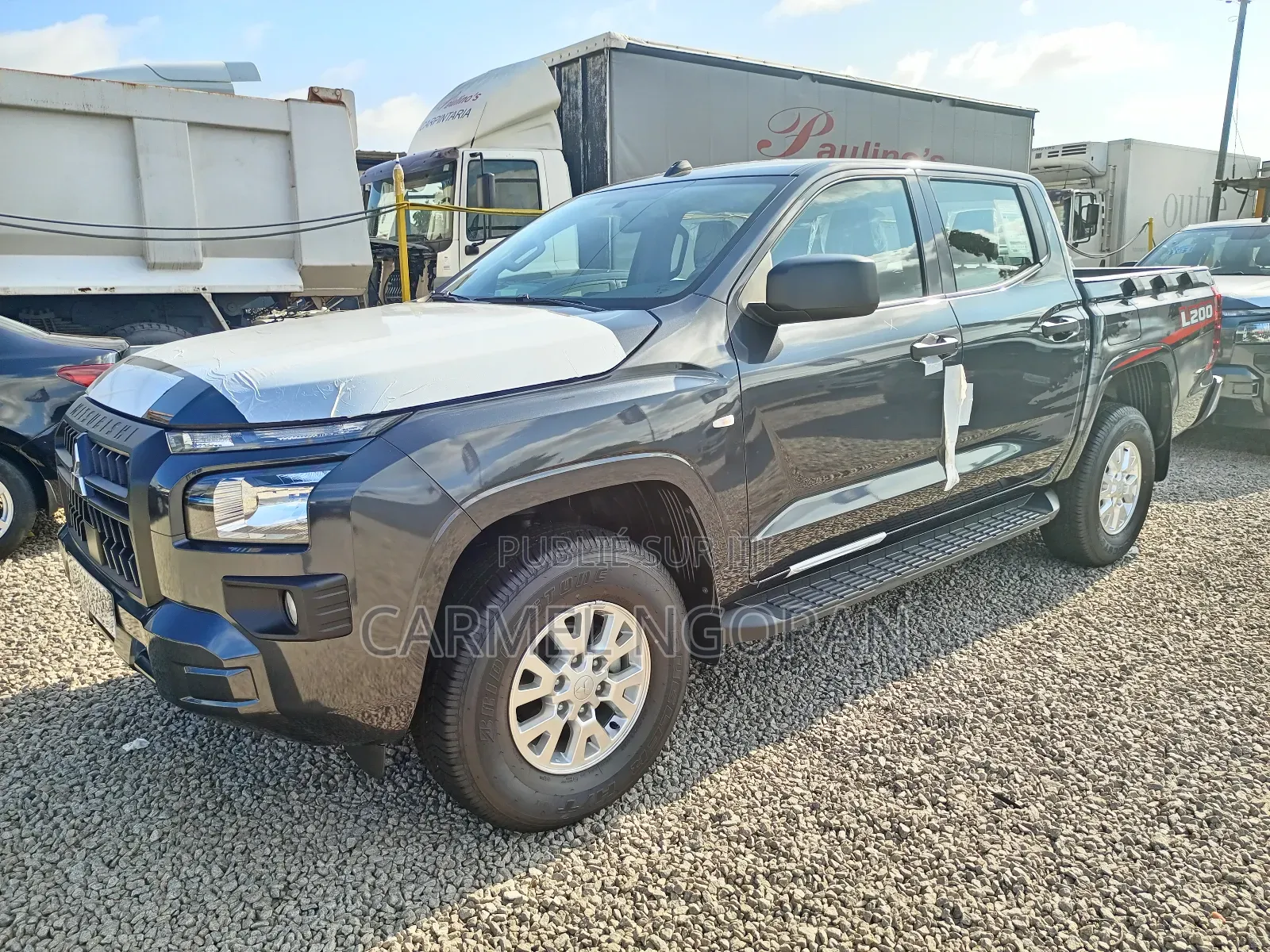 New Mitsubishi L200 2025 Gris