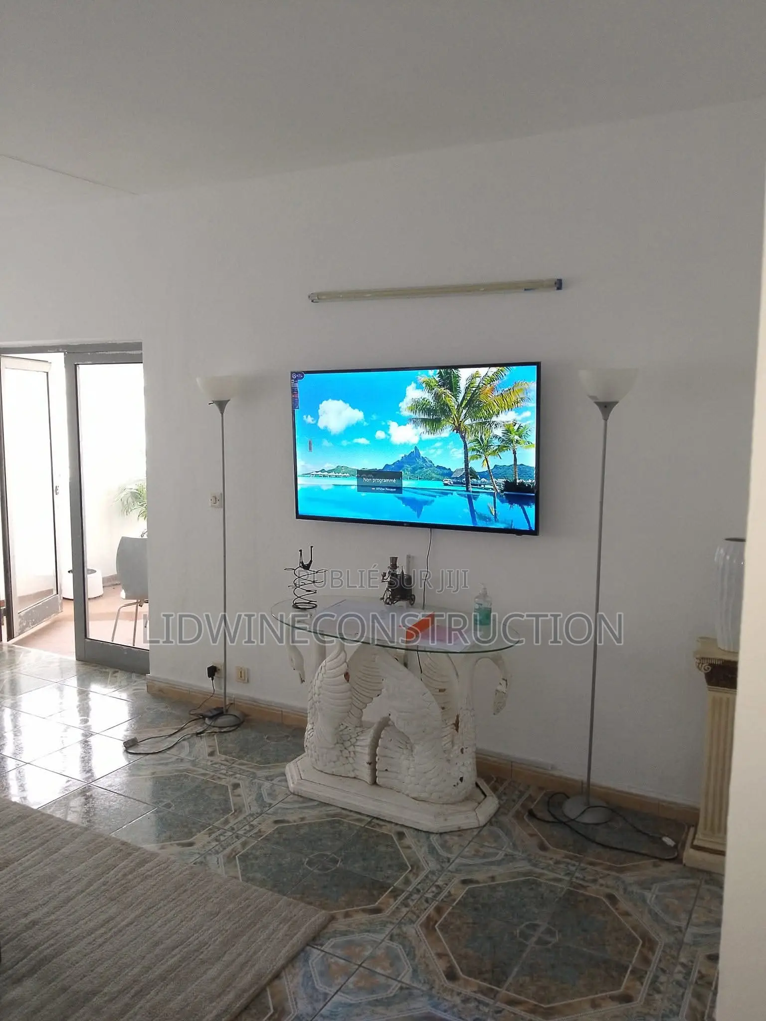 Furnished 2chbre Appartement dans Cocody à Louer