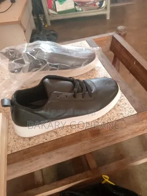 Chausure De Qualité