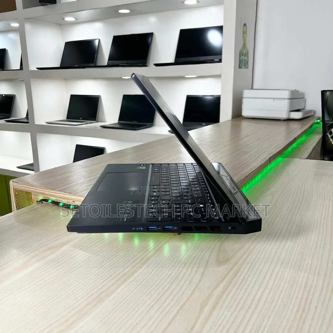 New Ordinateur portable Acer Predator 17 32GB Intel Core i9 SSD 1T