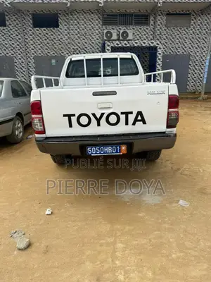 Photo - Toyota Hilux Revo Single Cab Deisel 2.4 RWD 2017 Blanc