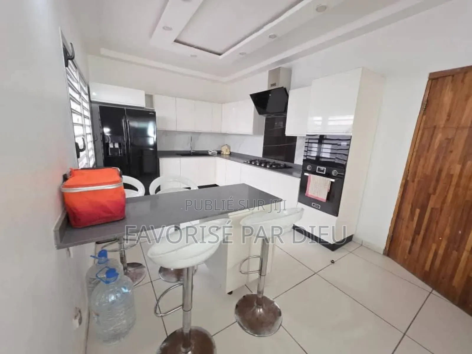 3chbre Maison dans Cocody à Louer