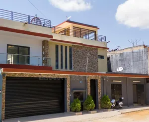 7chbre Duplex dans Beraka Corporation, Cocody à Vendre