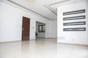 7chbre Duplex dans Beraka Corporation, Cocody à Vendre