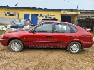 Toyota Corolla 1.4 Sedan 2002 Rouge