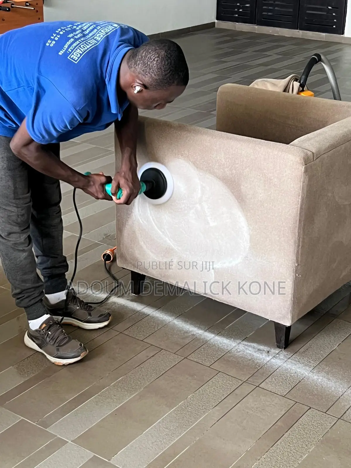 Service Nettoyage De Fauteuils Canapés