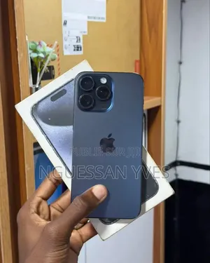 Photo - Apple iPhone 15 Pro Max 256 GB Blue