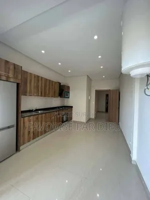 5chbre Appartement dans Cocody à Louer