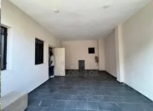 Furnished 3chbre Duplex dans Location , Cocody à Vendre