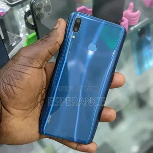 Photo - Huawei Y9 2019 128 GB Blue