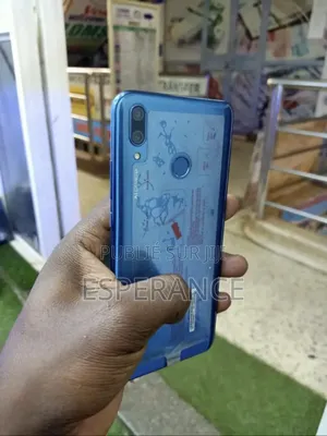 Photo - Huawei Y9 2019 Dual SIM 128 GB Blue