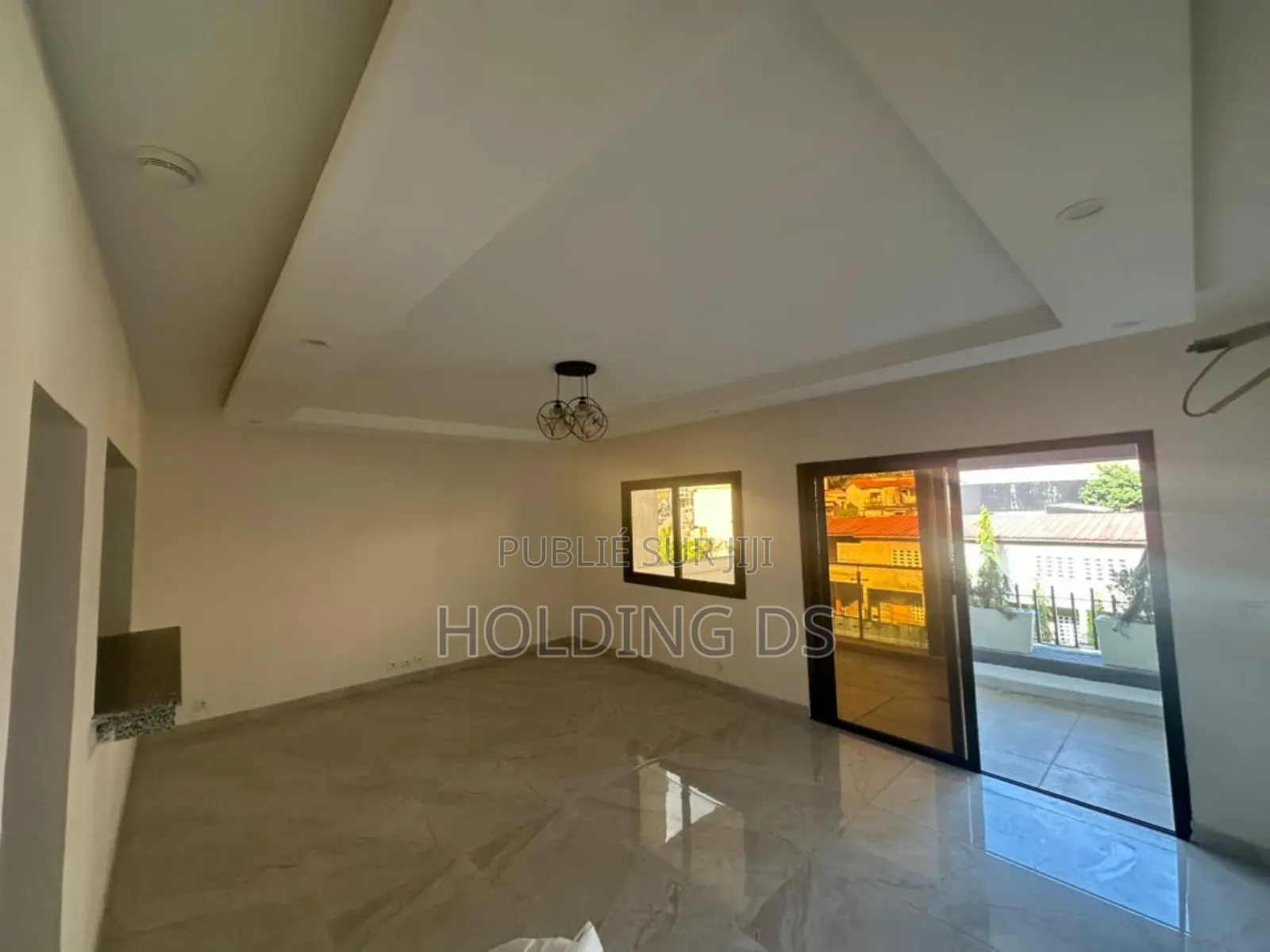 Furnished 1chbre Blocs d'appartements dans Location Immobilière, Cocody