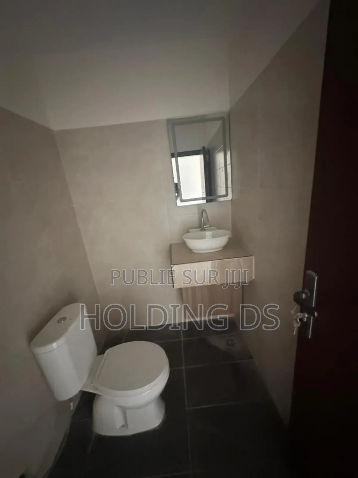 Furnished 1chbre Blocs d'appartements dans Location Immobilière, Cocody