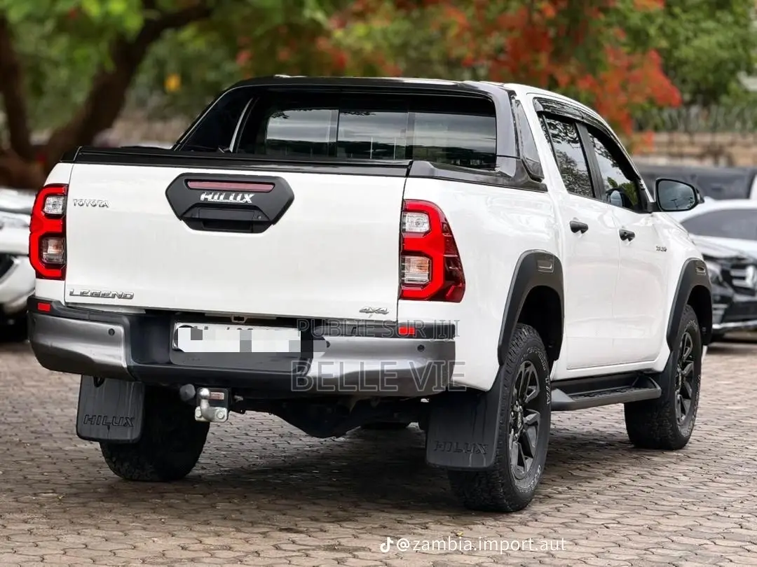 Toyota Hilux 2021 Blanc