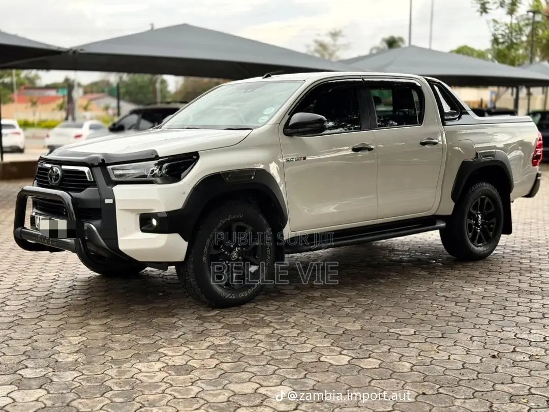 Toyota Hilux 2021 Blanc