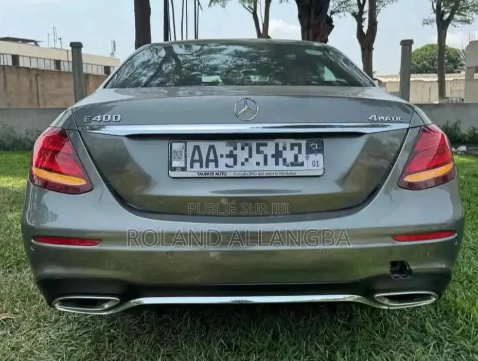 Mercedes-Benz E400 2018 Gris