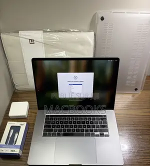 Photo - New Apple MacBook Pro 2019 32GB Intel Core I7 SSD 512GB