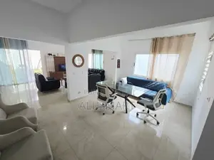 Furnished 3chbre Appartement dans Marcory à Louer