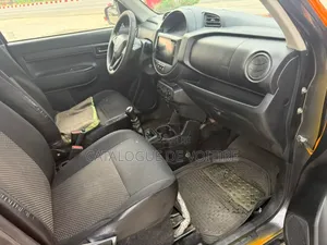 Suzuki S-Presso 2024 Orange