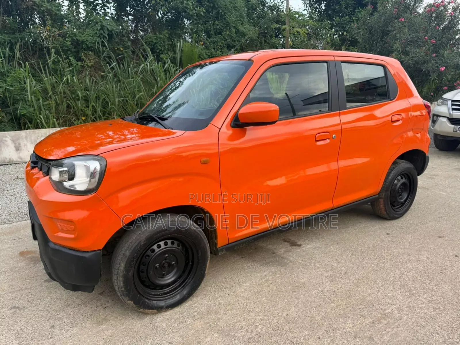 Suzuki S-Presso 2024 Orange