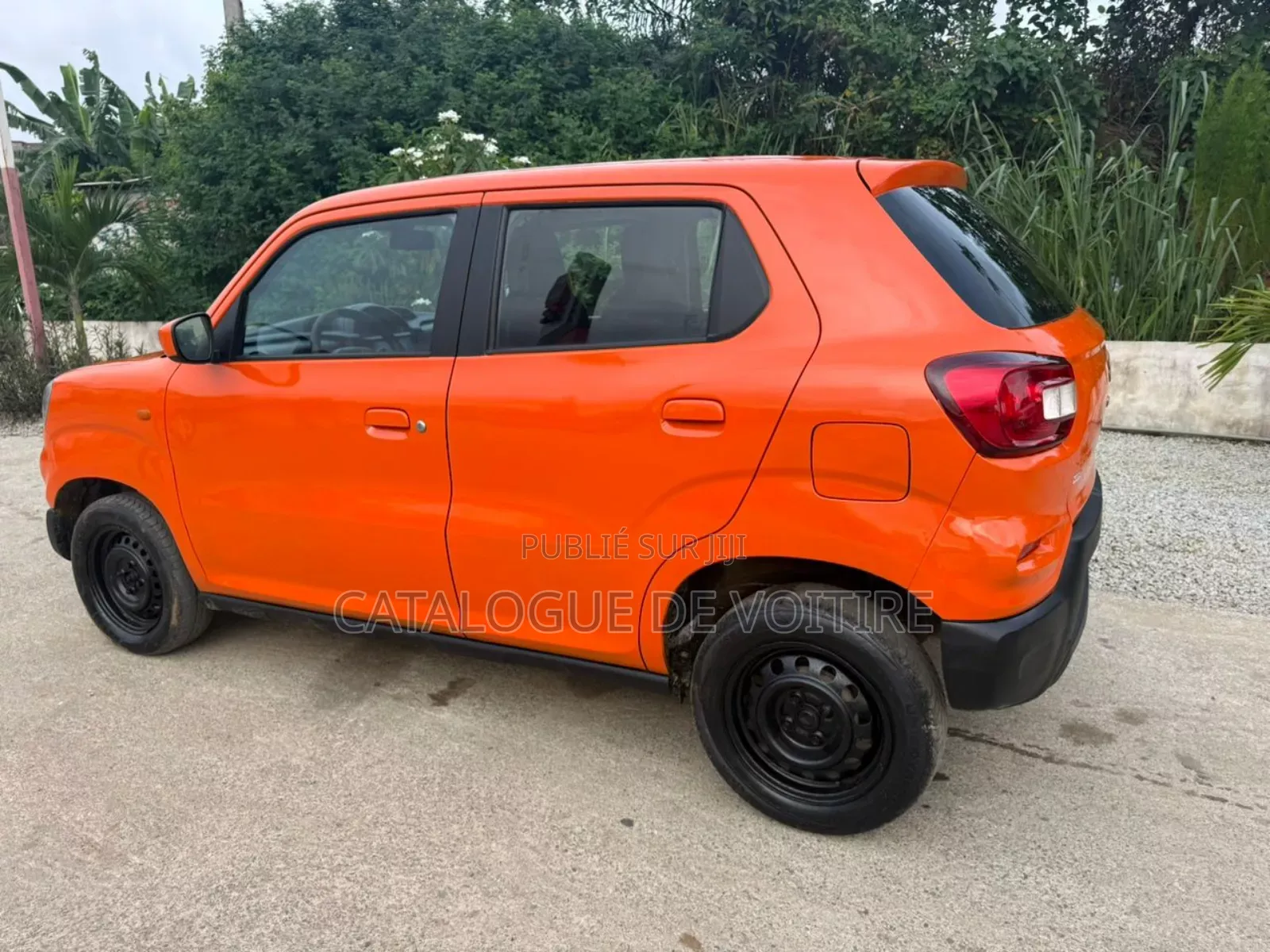Suzuki S-Presso 2024 Orange
